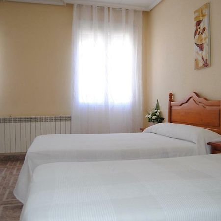 Hostal Avila Ocaña Eksteriør billede