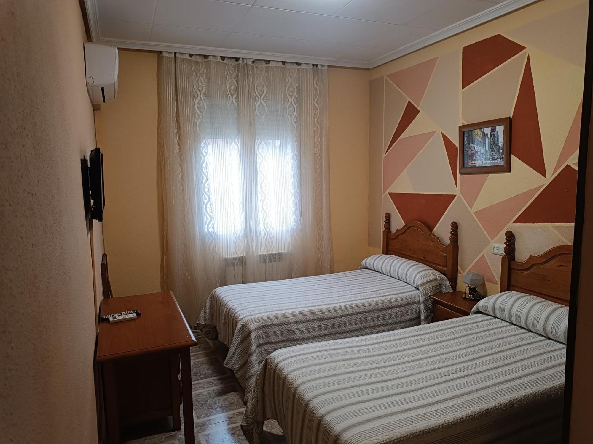 Hostal Avila Ocaña Eksteriør billede