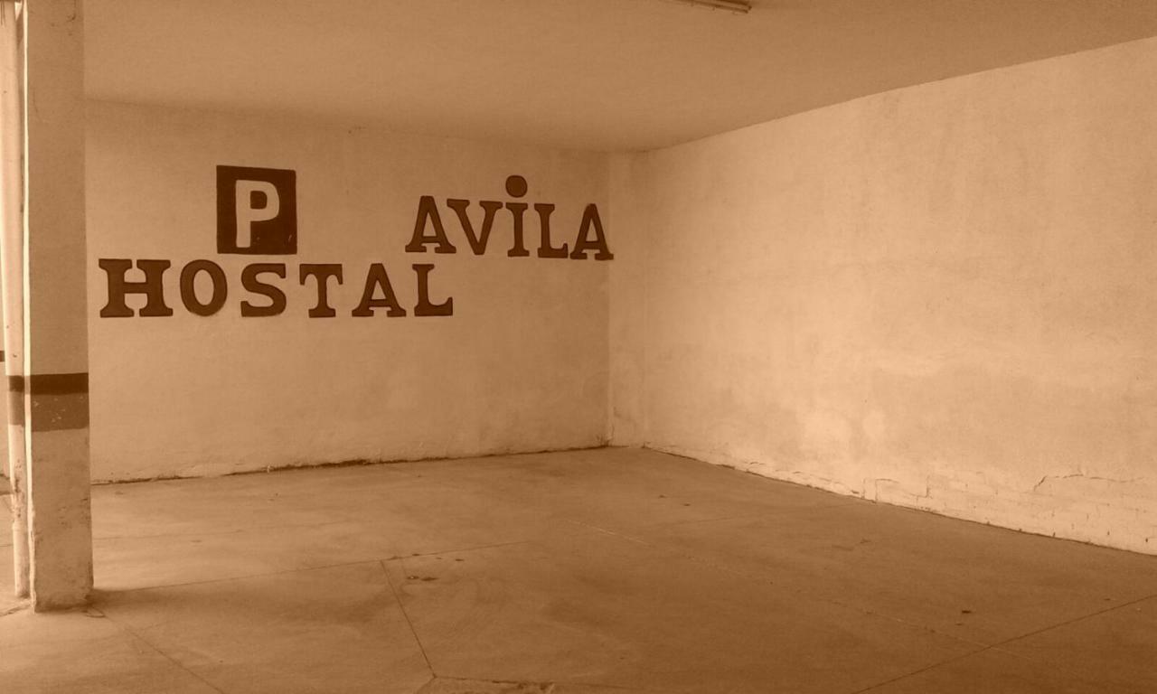 Hostal Avila Ocaña Eksteriør billede