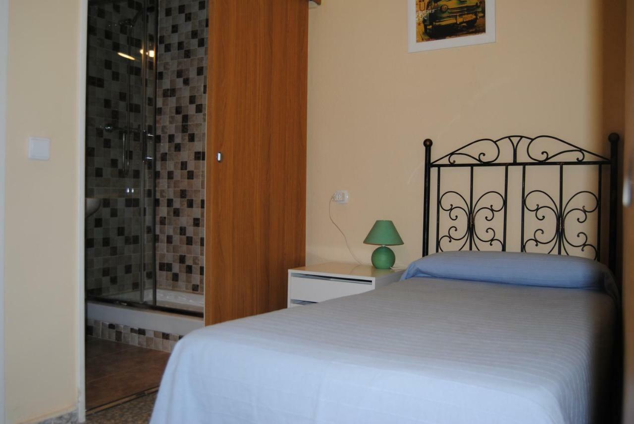 Hostal Avila Ocaña Eksteriør billede