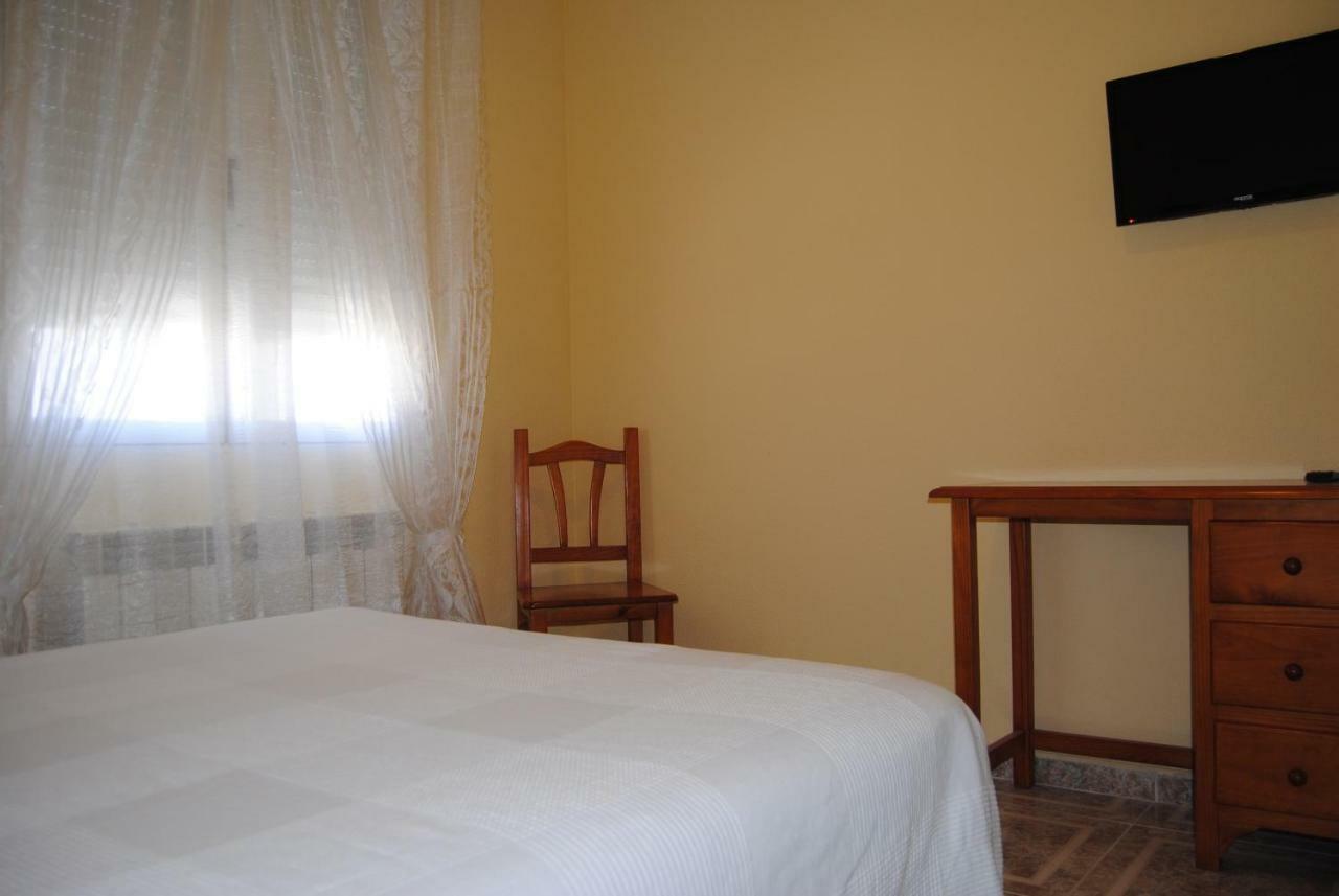 Hostal Avila Ocaña Eksteriør billede