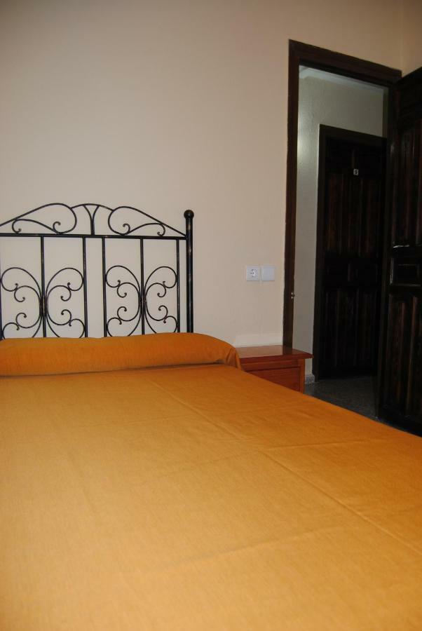 Hostal Avila Ocaña Eksteriør billede